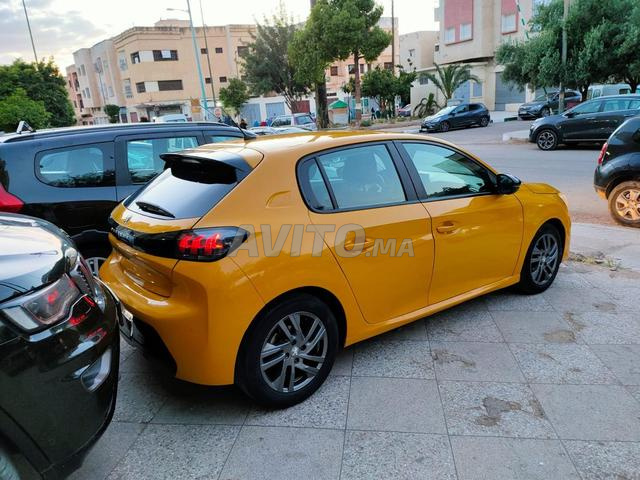 Peugeot 208 - 2