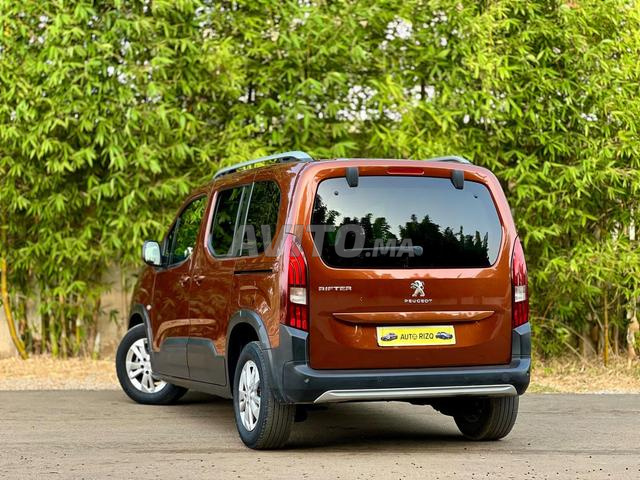 Peugeot Rifter Diesel Manuelle 2021 à Salé - 2