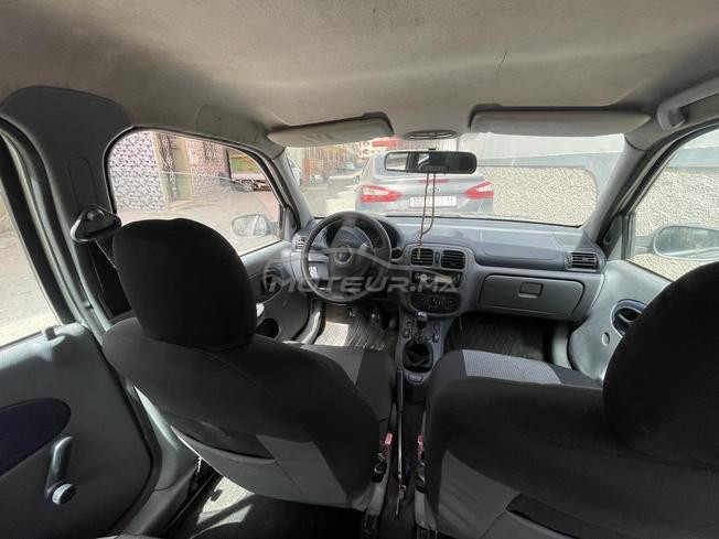 clio 2000 Roneut