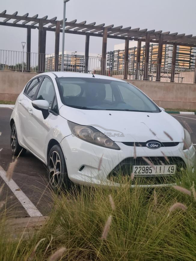 Ford fiesta essence 2012