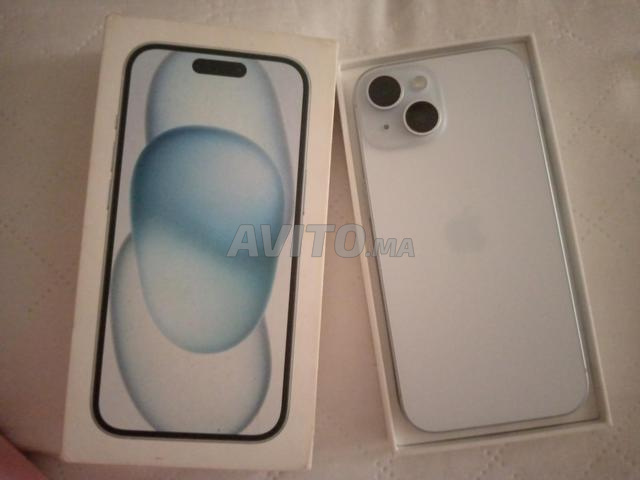 iPhone 15 Bleu Ciel Jamais Ouvert - Avec Boîte - 2