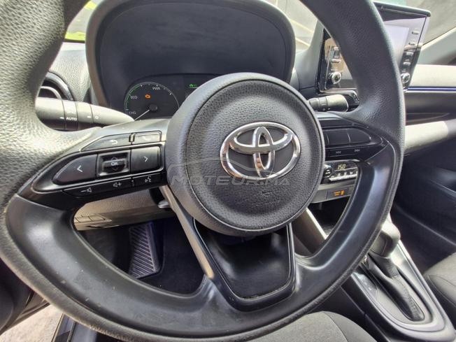 a vendre toyota yaris hybride automatique