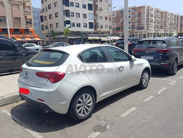 ألفا روميو جولييتا 2.0 JTDm 170 حصان TCT - 2