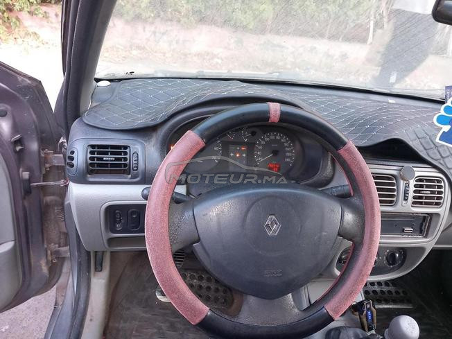 Renault Clio Essence Manuelle 2004 à Salé
