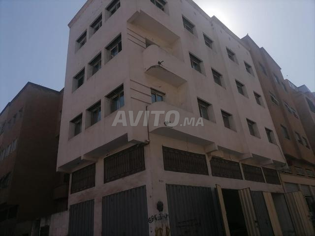 مبنى كامل للبيع - 2