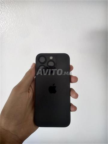 iPhone 15 Pro officiel - 2