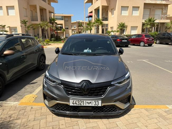 Renault arkana toute option hybride excellent etat