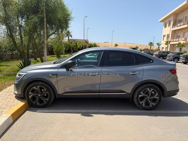 Renault arkana toute option hybride excellent etat