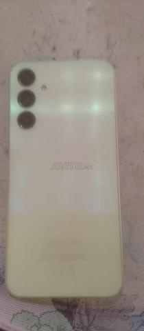 Samsung A25 5G 128 Go 6 Go RAM - 2