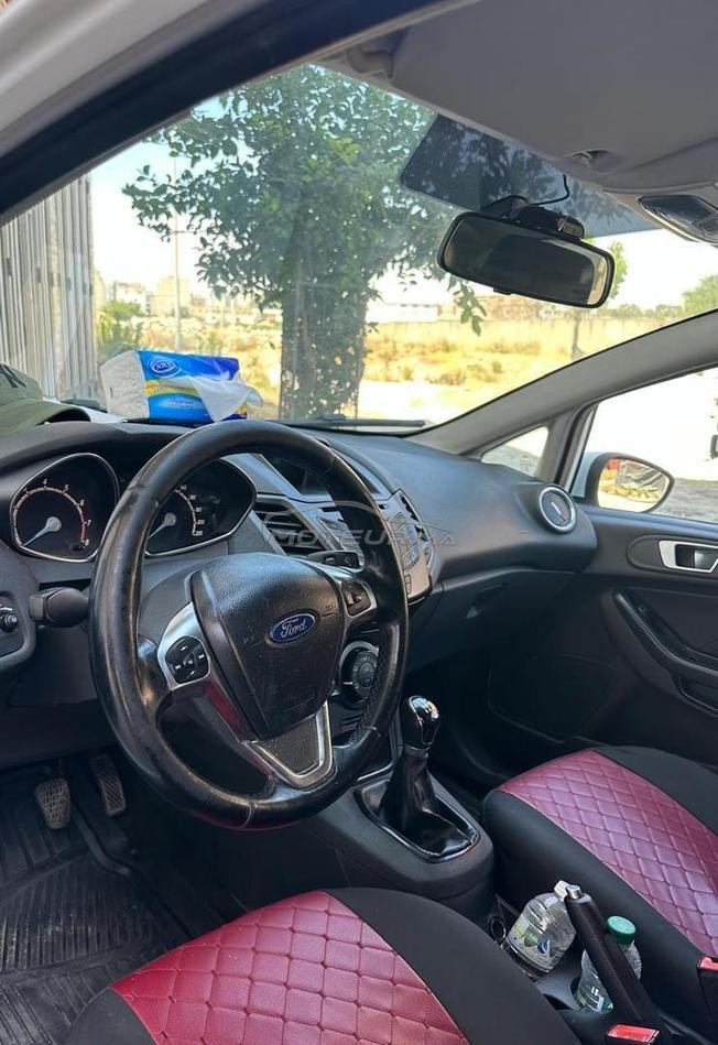 Ford Fiesta Essence Manuelle 2017 à Rabat