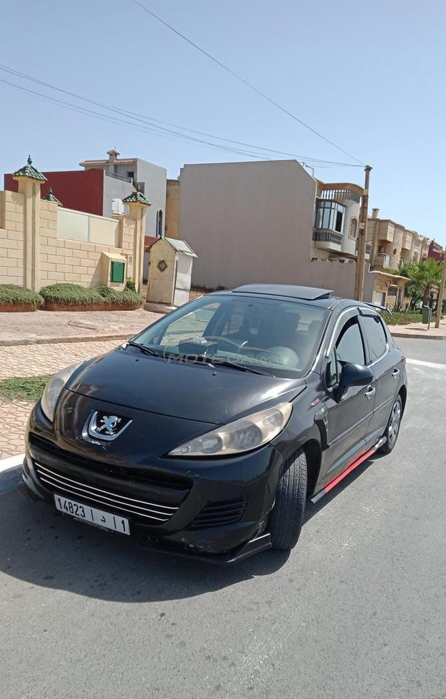 Peugeot 207 Essence Manuelle 2009 à Rabat