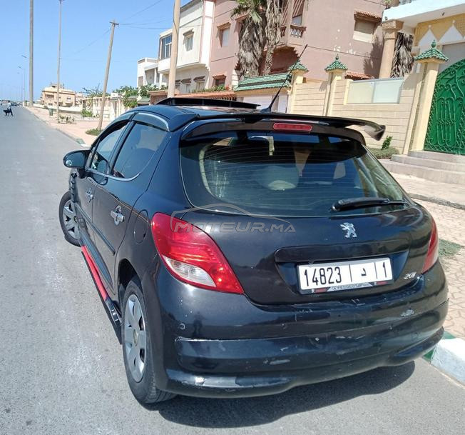 Peugeot 207 Essence Manuelle 2009 à Rabat