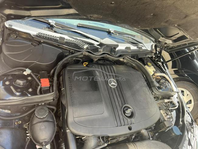 Mercedes-Benz 220 Diesel Automatique 2011 à Tanger