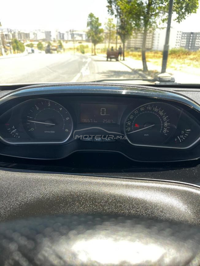 Peugeot 208 whit edtion 2018 130K