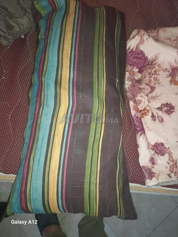 بيع 2 سدادر فوتيه مع كنبة بلونين، طلامط مع المخدات