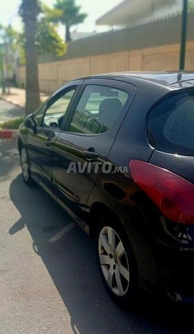 بيجو 308 ديزل يدوية 2009 سوداء في الرباط