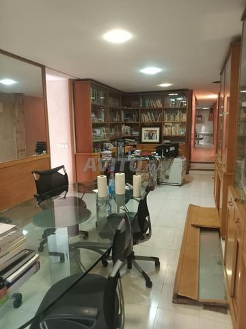 À VENDRE BUREAU AMÉNAGÉ À GAUTIER - 2