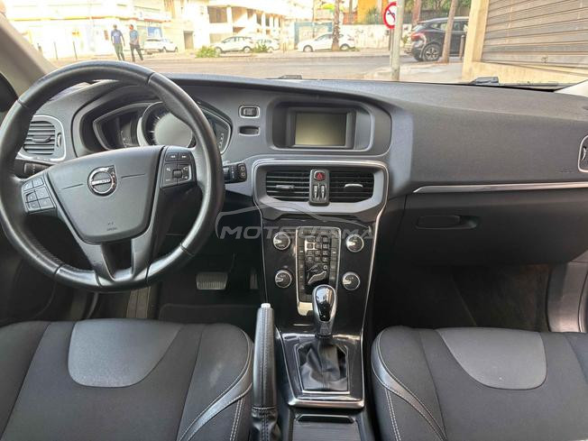 Volvo V40 Diesel Automatique 2019 à Casablanca