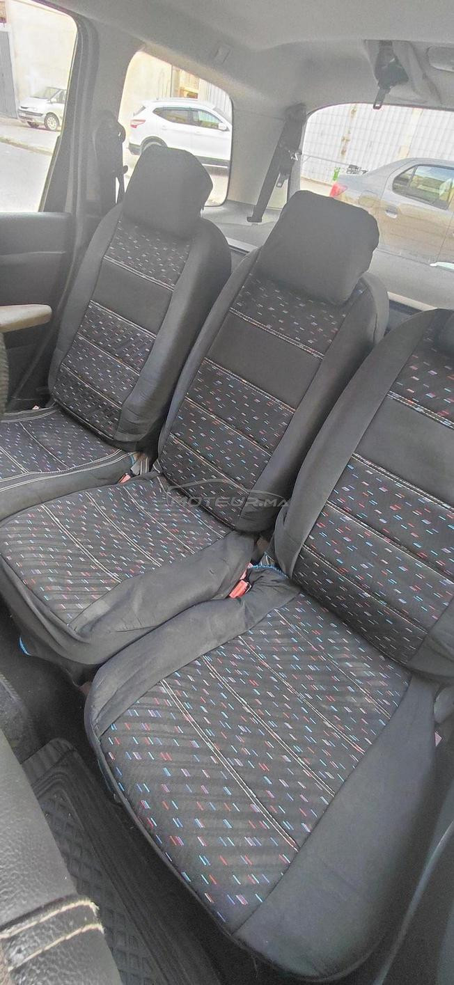 Peugeot 308 2011 très bon état 