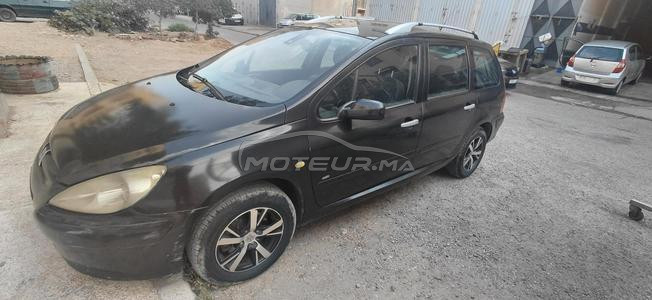 Peugeot 308 2011 très bon état 