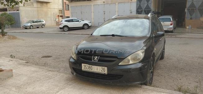 Peugeot 308 2011 très bon état 