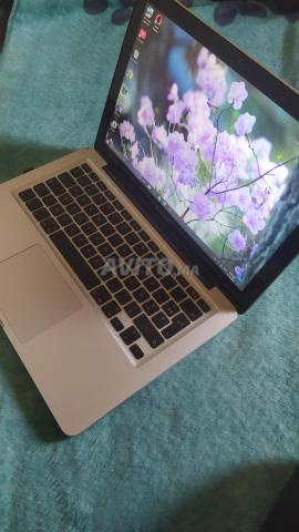 MacBook Pro, système changé en Windows 10