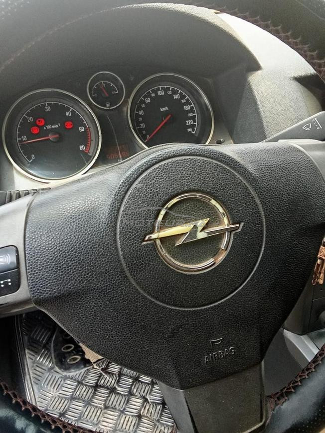 Opel Astra Diesel Manuelle 2005 à Sebt Gzoula