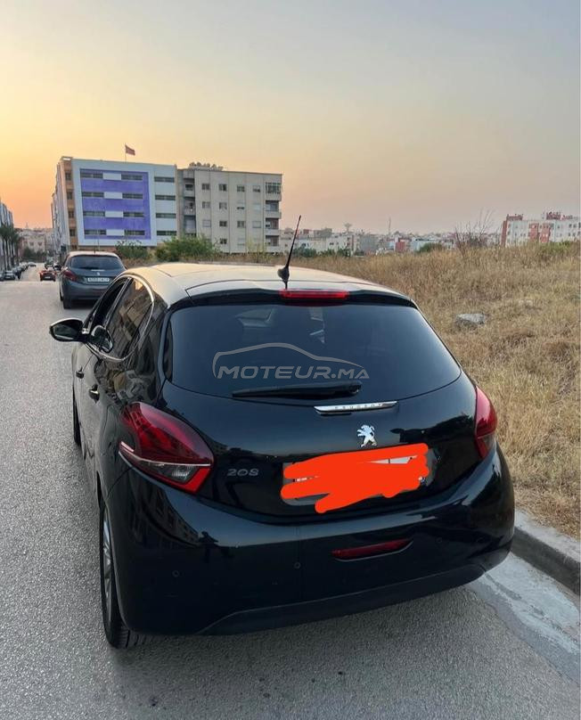 Peugeot 208 Diesel Manuelle 2018 à Settat