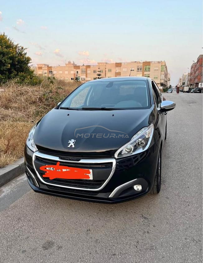 Peugeot 208 Diesel Manuelle 2018 à Settat