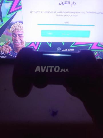 Manette de jeu à vendre - 2