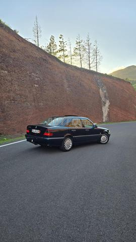 Mercedes C240 - 2