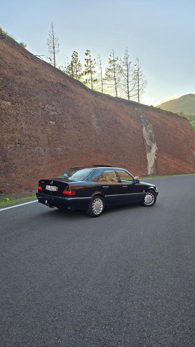 Mercedes C240