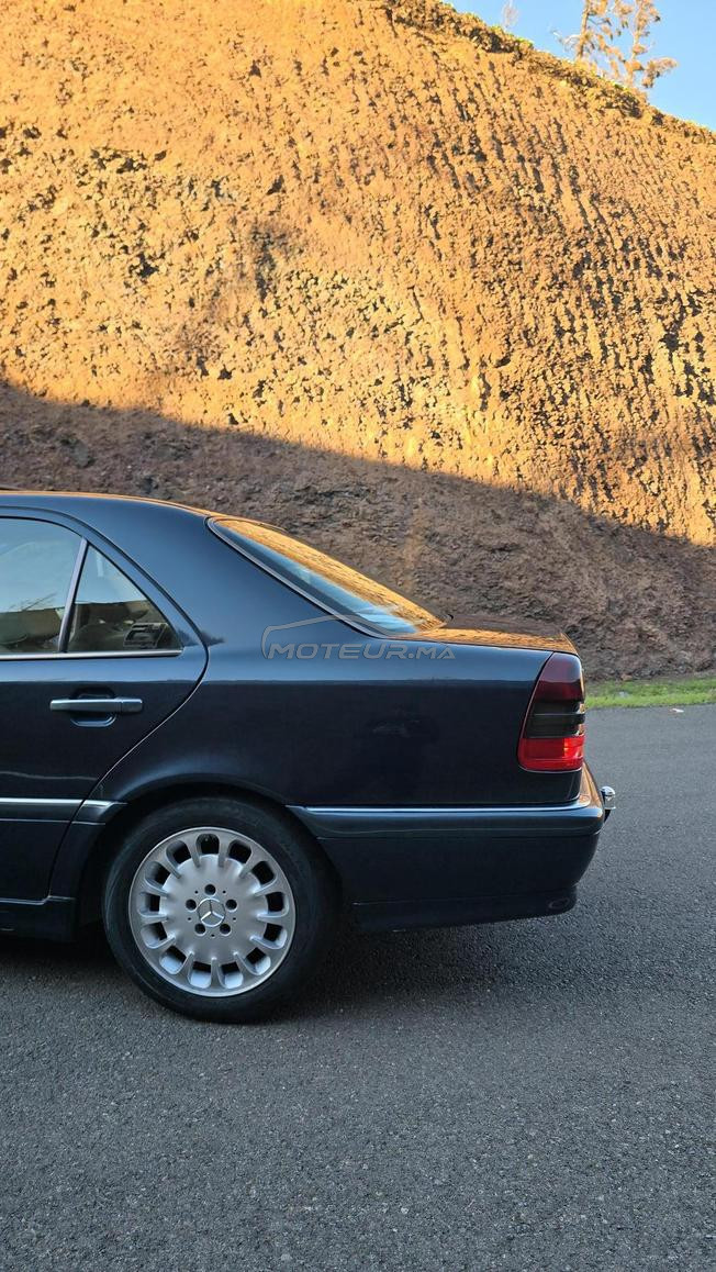 Mercedes C240