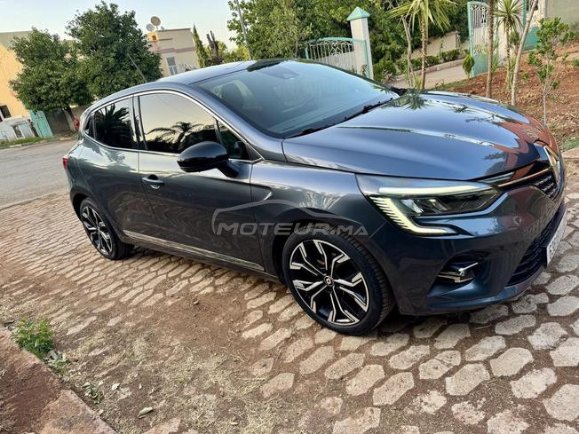 clio 5 intense 