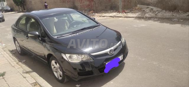 Honda Civic Essence Manuelle 2008 à Casablanca - 2