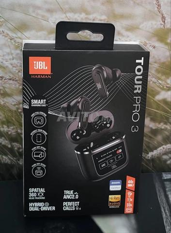 JBL Tour Pro 3 – Écouteurs Premium
