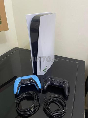 PS5 2 manettes et Écran 24p 120Hz et Casque Razer