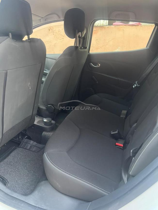 Renault clio essence à vendre 