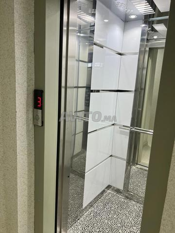 Appartement 56 m², ascenseur, syndic, 5 minutes Malabata