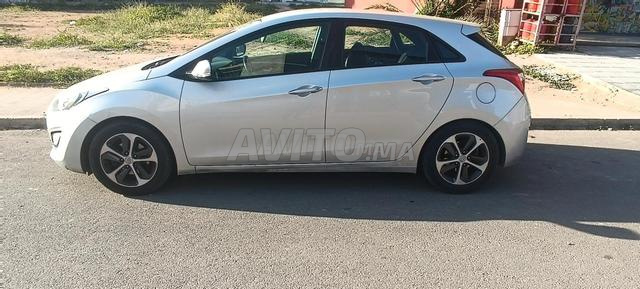 هيونداي i30 عدد كيلومترات قليل - 2