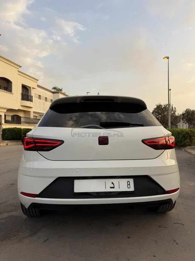 Seat Leon Black Line | 1ʳᵉ main |
