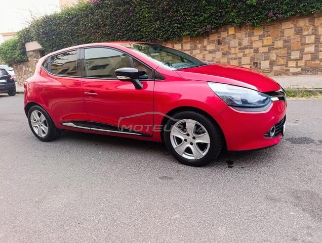 clio 4 diesel 2015 très bon état à Casablanca 