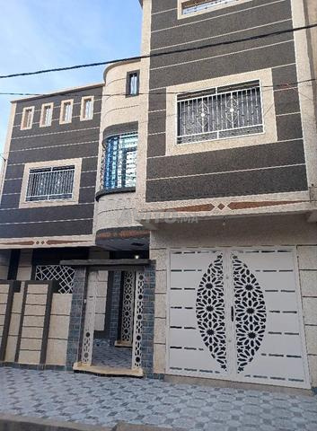 طابق في فيلا صغيرة مفروشة بأكادير