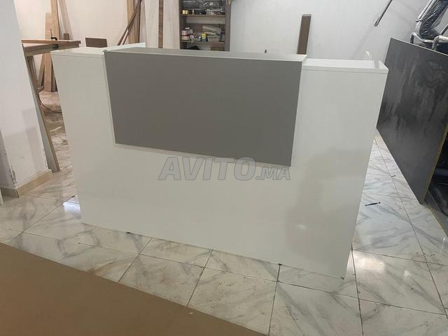 Comptoir d'Accueil Sur Mesure – Fabrication Locale