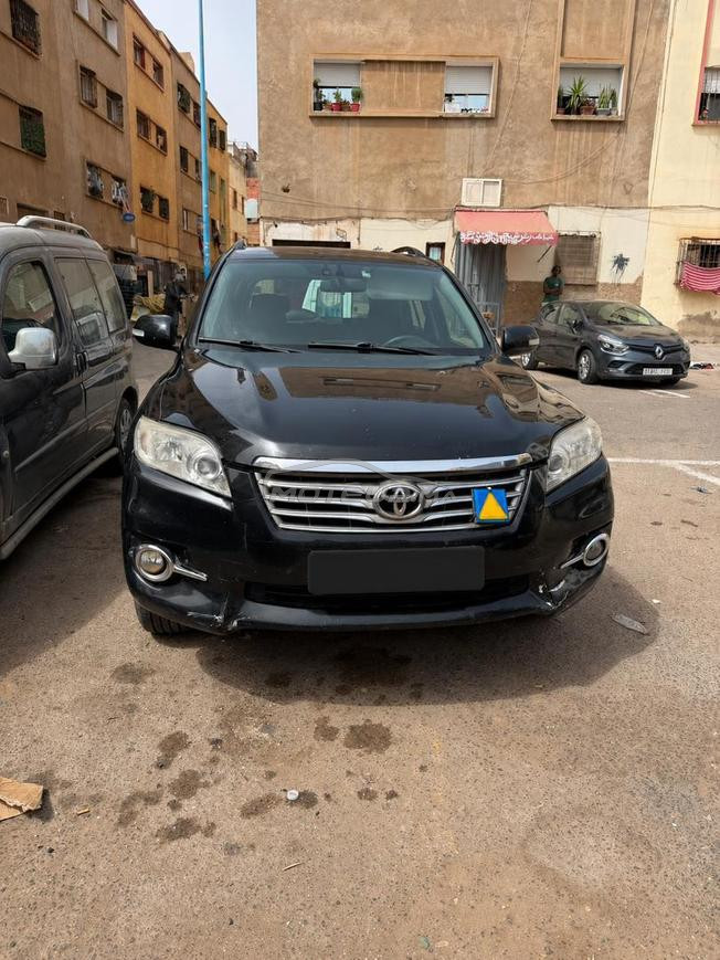 À vendre Toyota RAV  bon état général
