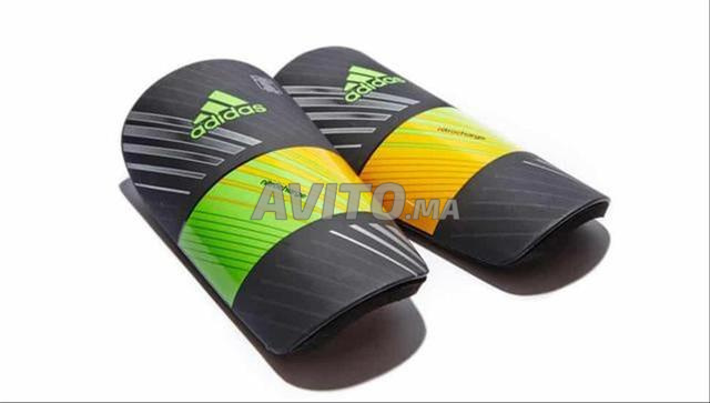 حذاء F50 elite لون أبيض مع واقي. - 2