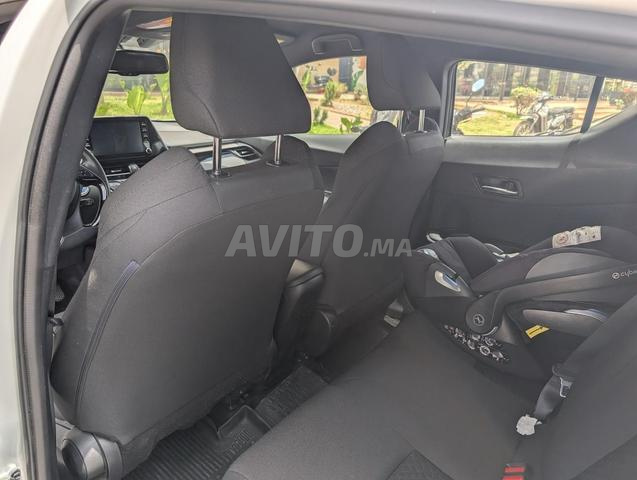 Toyota C-HR Hybride Automatique 2023 à Casablanca
