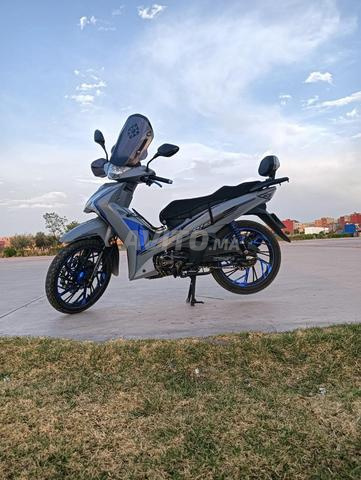Moto Daytona SH