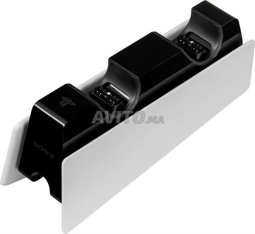 محطة شحن DualSense PS5 أبيض - 2