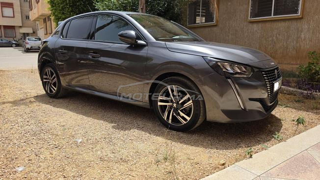 Peugeot 208 1.5 BlueHDi 130 ch - Boîte Auto
